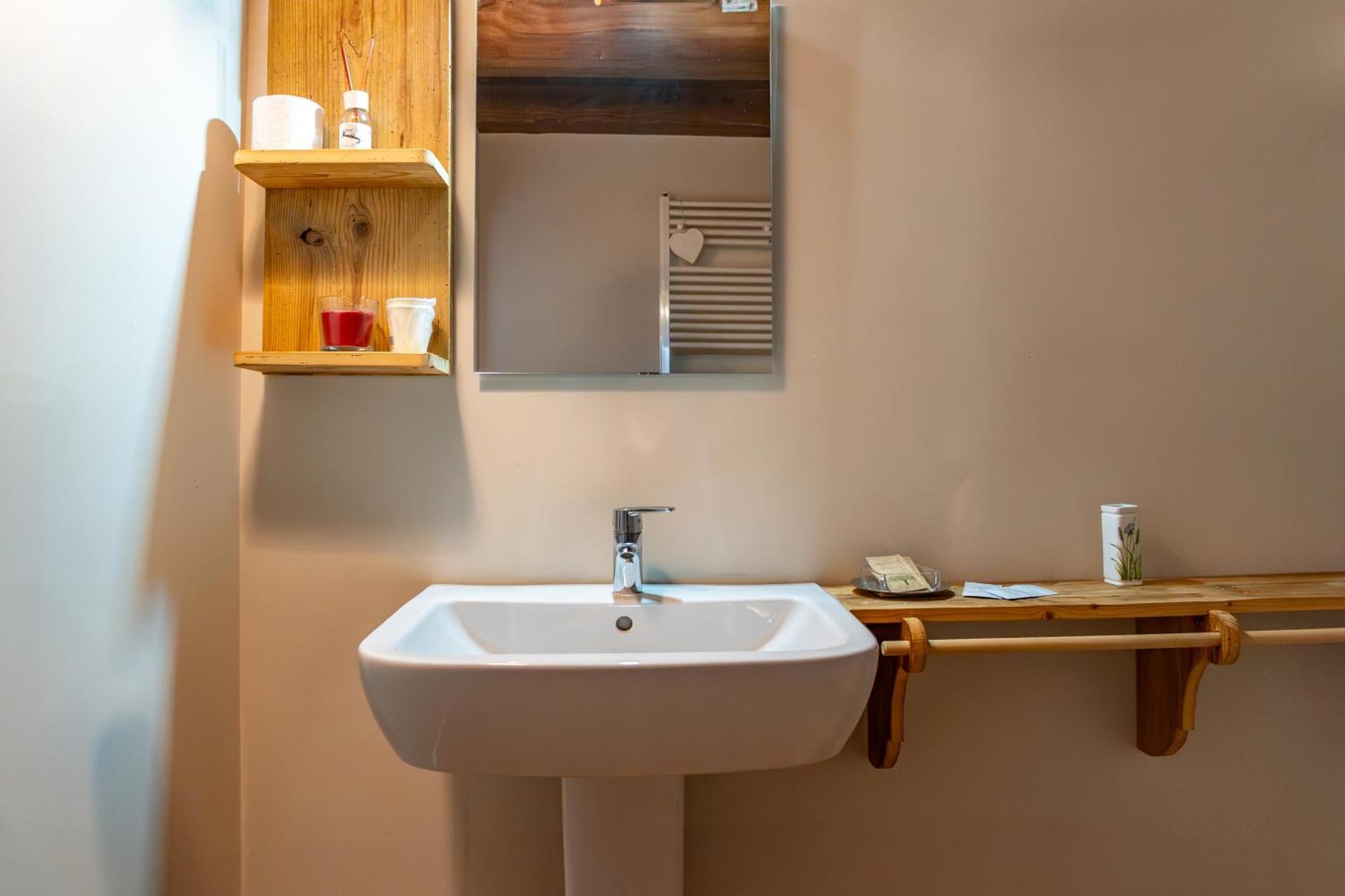 B&B Il Gufo Erto Bagian luar foto